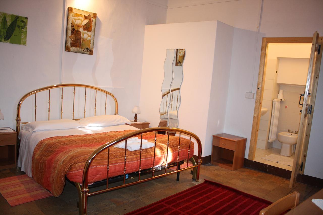 Il Cortegiano Hotel Urbino Eksteriør billede